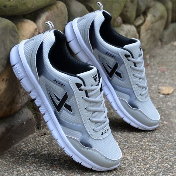 Stylish Men's Running And Casual Wear Sneakers