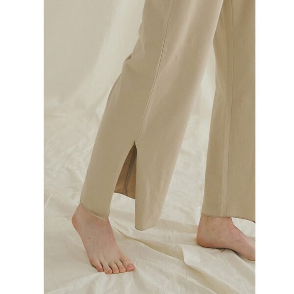 Relaxed Yoga Pants with Split Legs Apricot leg