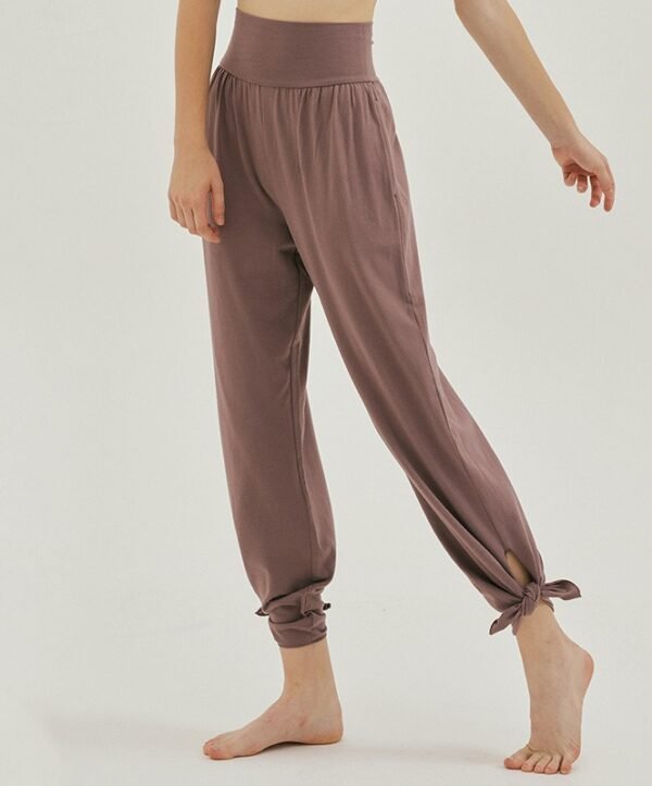 Relaxed Yoga Pants with Split Legs Carmine